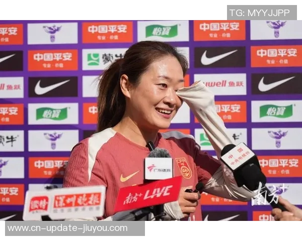 中国女足迎战俄罗斯队全力争胜展现女足风采与实力的巅峰对决